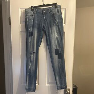 Women's Skinny Jeans - Distressed Blue